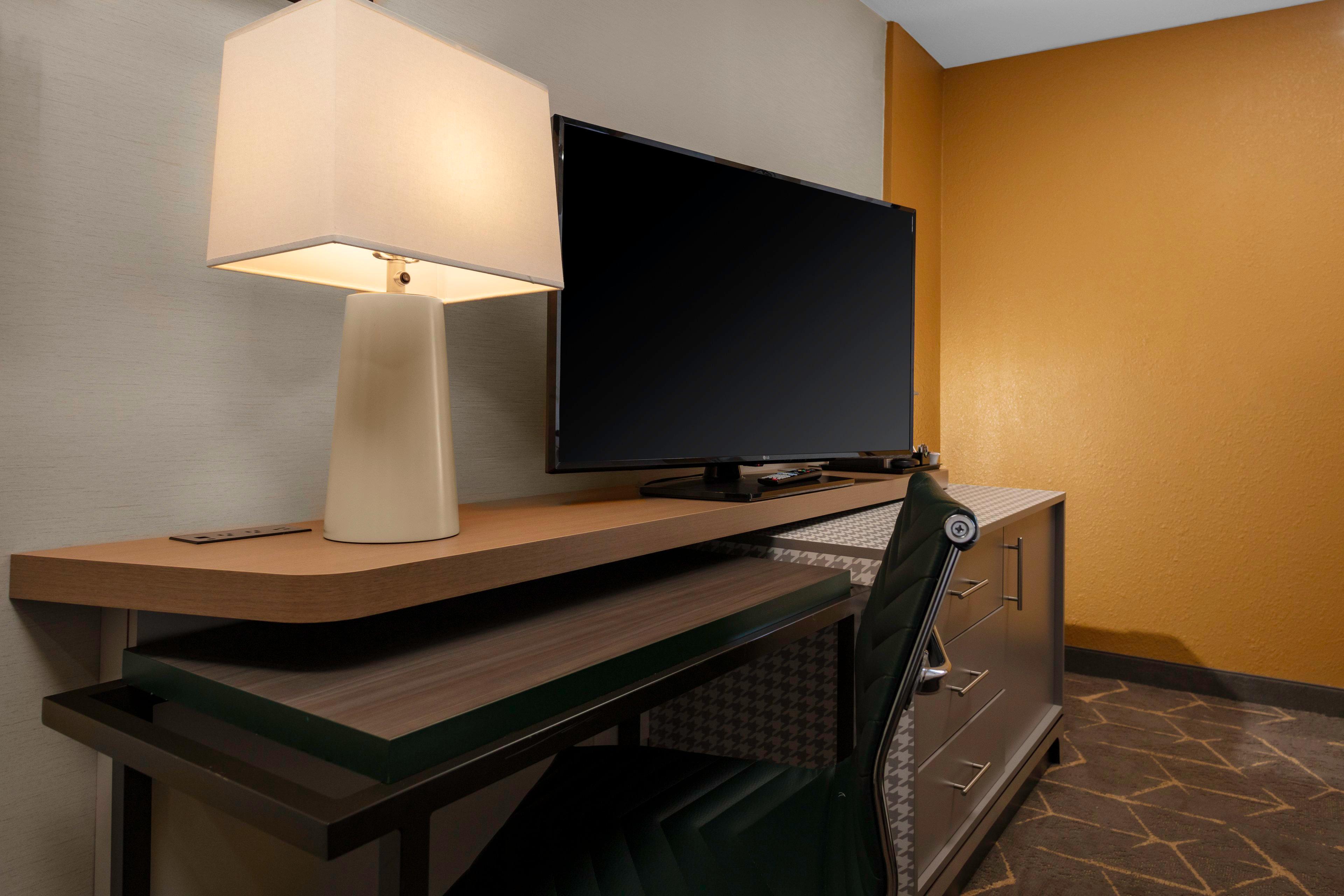 Holiday Inn Boston - Dedham Hotel & Conference Center By Ihg Exteriör bild