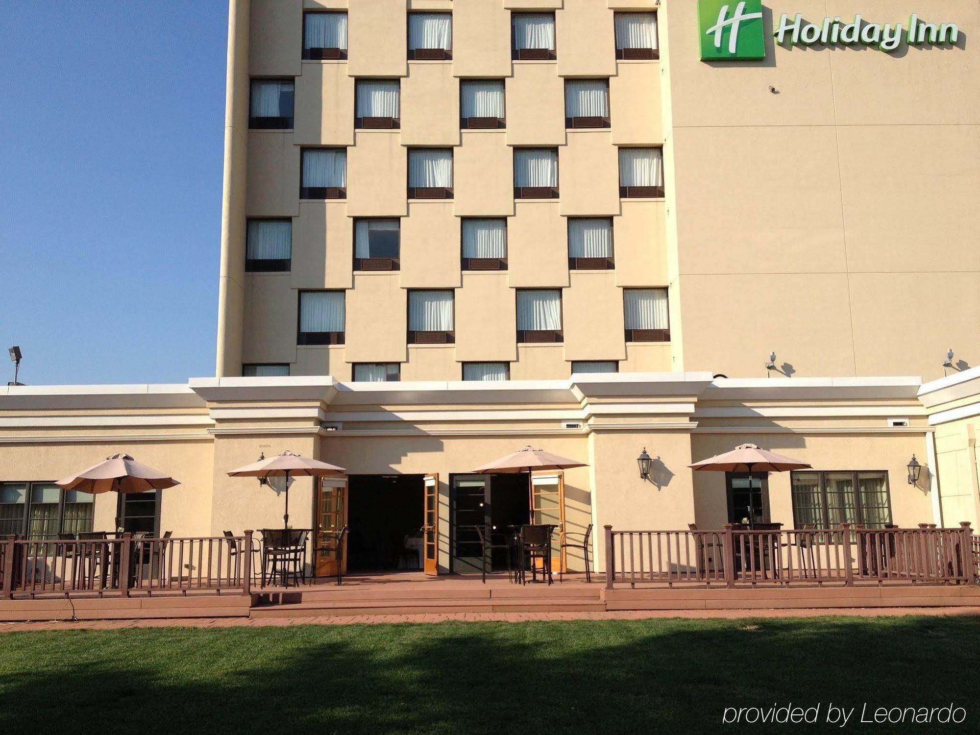 Holiday Inn Boston - Dedham Hotel & Conference Center, An Ihg Hotel Exteriör bild